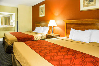Econo Lodge Norwalk Extérieur photo