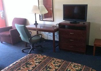 Econo Lodge Norwalk Extérieur photo