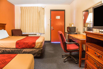 Econo Lodge Norwalk Extérieur photo